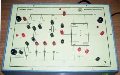 Multivibrator (I.C.-555) Trainer Model-II